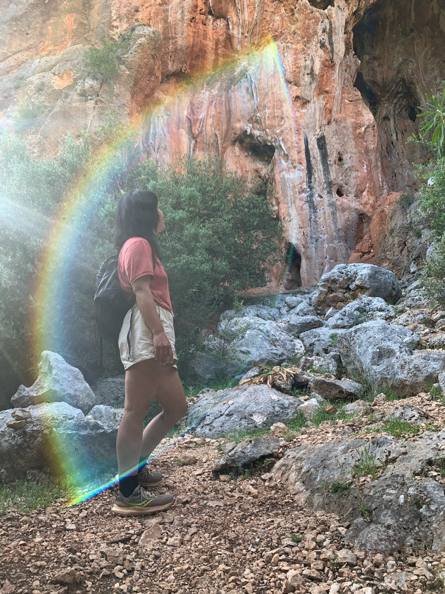 В жизни психолога из Владимира Татьяны Пошаталовой есть место и для спорта, и для путешествий. Более того, они могут гармонично дополнять друг друга. Например, на отдыхе в Анталье и Дахабе девушка не грелась у моря, а покоряла скалы и наслаждалась свободой за пределами однообразных отелей.