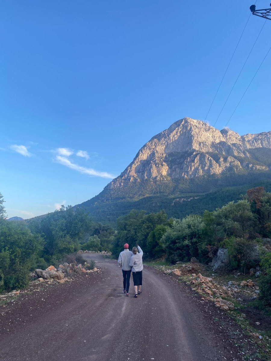 В жизни психолога из Владимира Татьяны Пошаталовой есть место и для спорта, и для путешествий. Более того, они могут гармонично дополнять друг друга. Например, на отдыхе в Анталье и Дахабе девушка не грелась у моря, а покоряла скалы и наслаждалась свободой за пределами однообразных отелей.