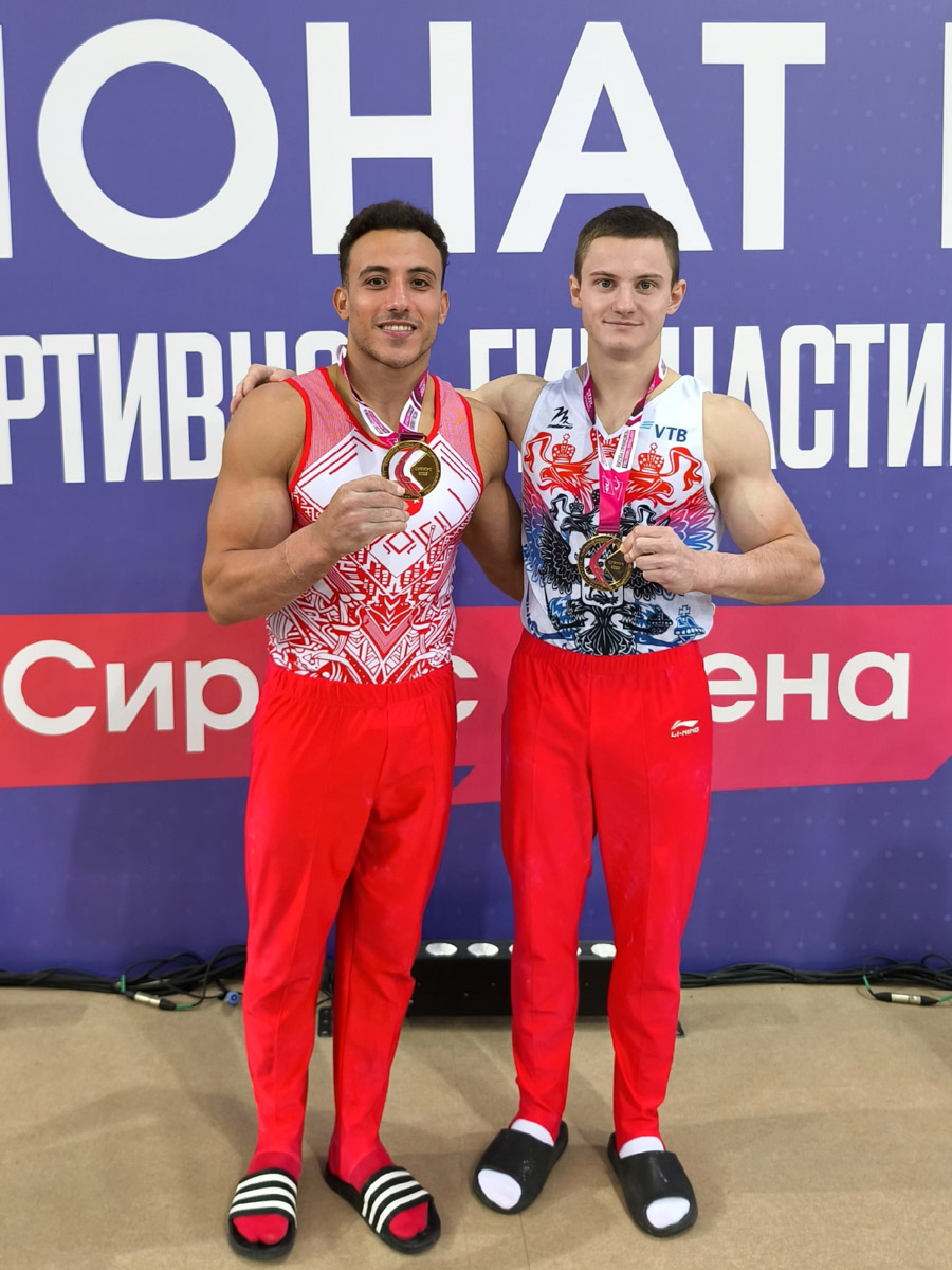 Медали на шею, кубки в руки. В таком формате спортсмены из 33-го региона живут практически нон-стоп. Не бывает и месяца без ярких завоеваний. В сентябре золото по кикбоксингу принесла области Елена Охапкина, а увесистые награды забрали участники чемпионата по бодибилдингу. Но не только они дали нам повод для гордости.