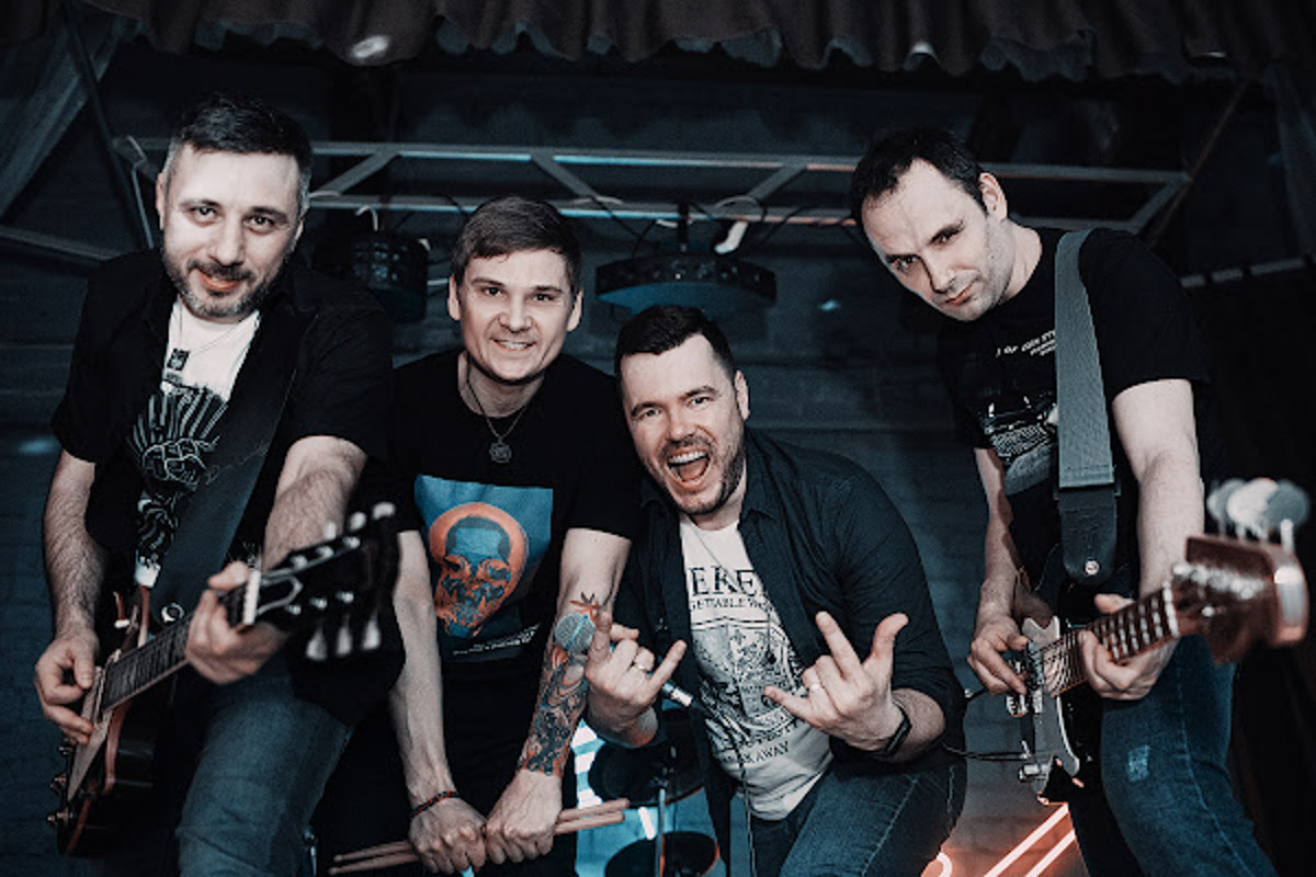 Скучать не придется! Сауле Юсупова представит свои остроумные монологи и злободневные шутки: харизмы резидентке «Женского стендапа» на ТНТ не занимать. Группа LaScala привезет во Владимир альбом Play-OFF со свежими аранжировками и знакомыми многим песнями. «Аффинаж» исполнит любимые хиты и новые треки в фирменном стиле, «Тролль гнет ель» создаст задорное настроение народными мотивами. Выбирайте, что по сердцу именно вам.