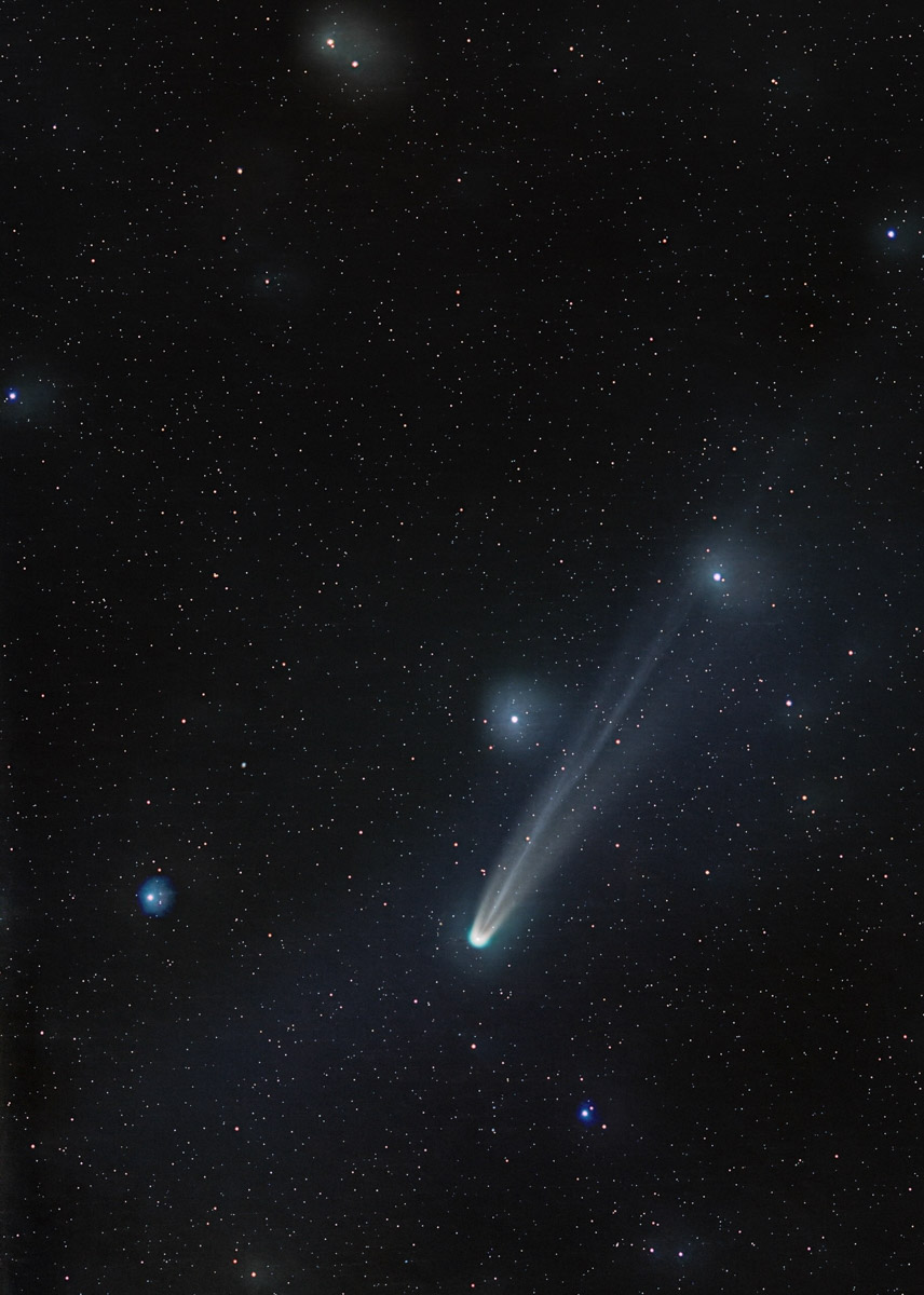 Астрофотограф из города оружейников смог поймать в объектив самую яркую комету года, которую последний раз видели на Земле предположительно 1350 лет назад. Владимир Родин успешно запечатлел «хвостатую странницу», а рассказом о процессе и получившимися кадрами поделился с нашим изданием.