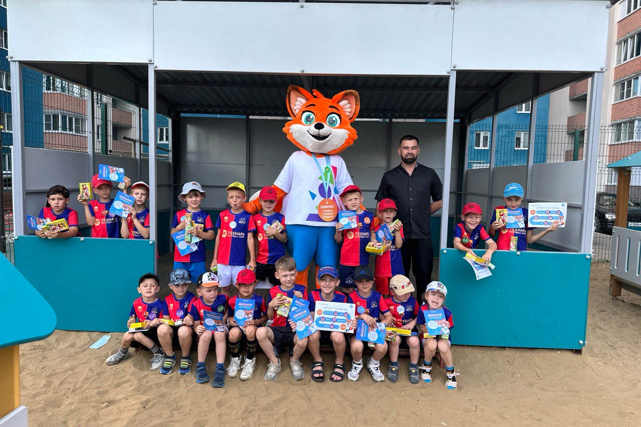 Сеть клиник «Бэбибум» уже 13 лет формирует культуру детского здоровья во Владимире и области. Там медицина не про боль и страх, а про заботу, комфорт и доверие. Команда клиники много лет выстраивает систему, где ребенок чувствует себя спокойно, а родители уверены: их малыш в надежных руках.