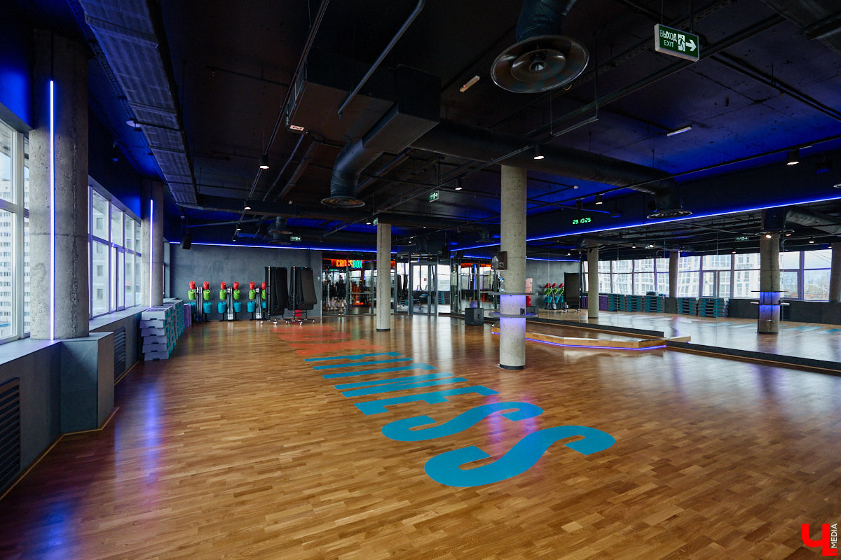 Фитнес-клуб в торговом центре — звучит интересно, согласитесь? В Ленинском районе в таком формате начало работу новое пространство DDX Fitness. Спортивная локация площадью 1500 квадратных метров стала 125-й по счету в России и первой в нашем регионе.