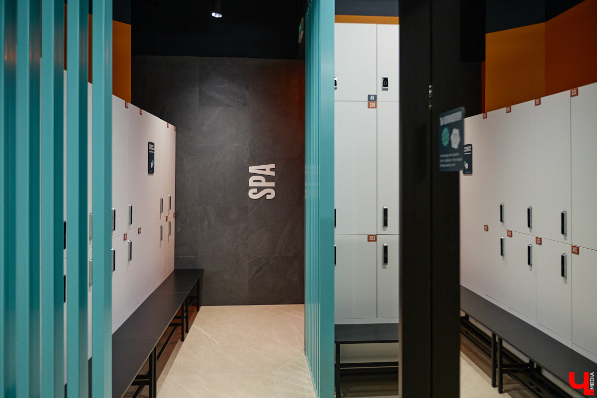 Фитнес-клуб в торговом центре — звучит интересно, согласитесь? В Ленинском районе в таком формате начало работу новое пространство DDX Fitness. Спортивная локация площадью 1500 квадратных метров стала 125-й по счету в России и первой в нашем регионе.