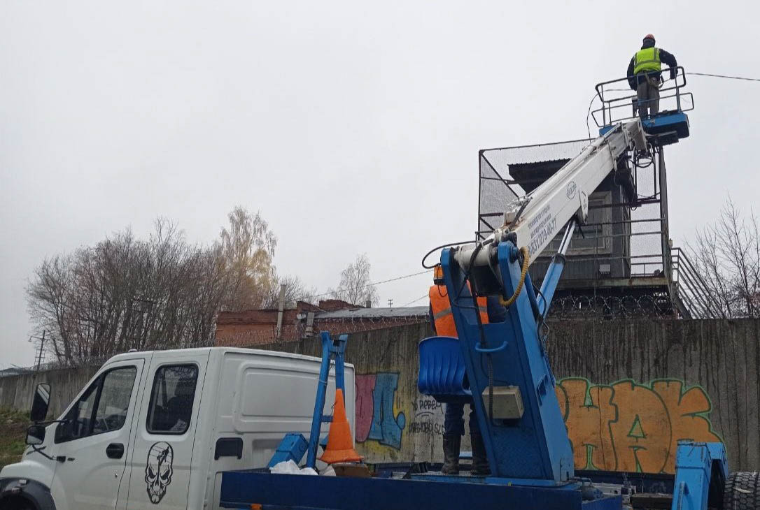 Во Владимире завершается первый этап реконструкции аэропорта Семязино. Если всё пройдет успешно, то уже через пару лет город сможет принимать дальнемагистральные воздушные судна: боинги и суперджеты. Также в областном центре предлагают десятикратно увеличить штраф за безбилетный проезд в общественном транспорте. Разбираемся, что из этого следует!