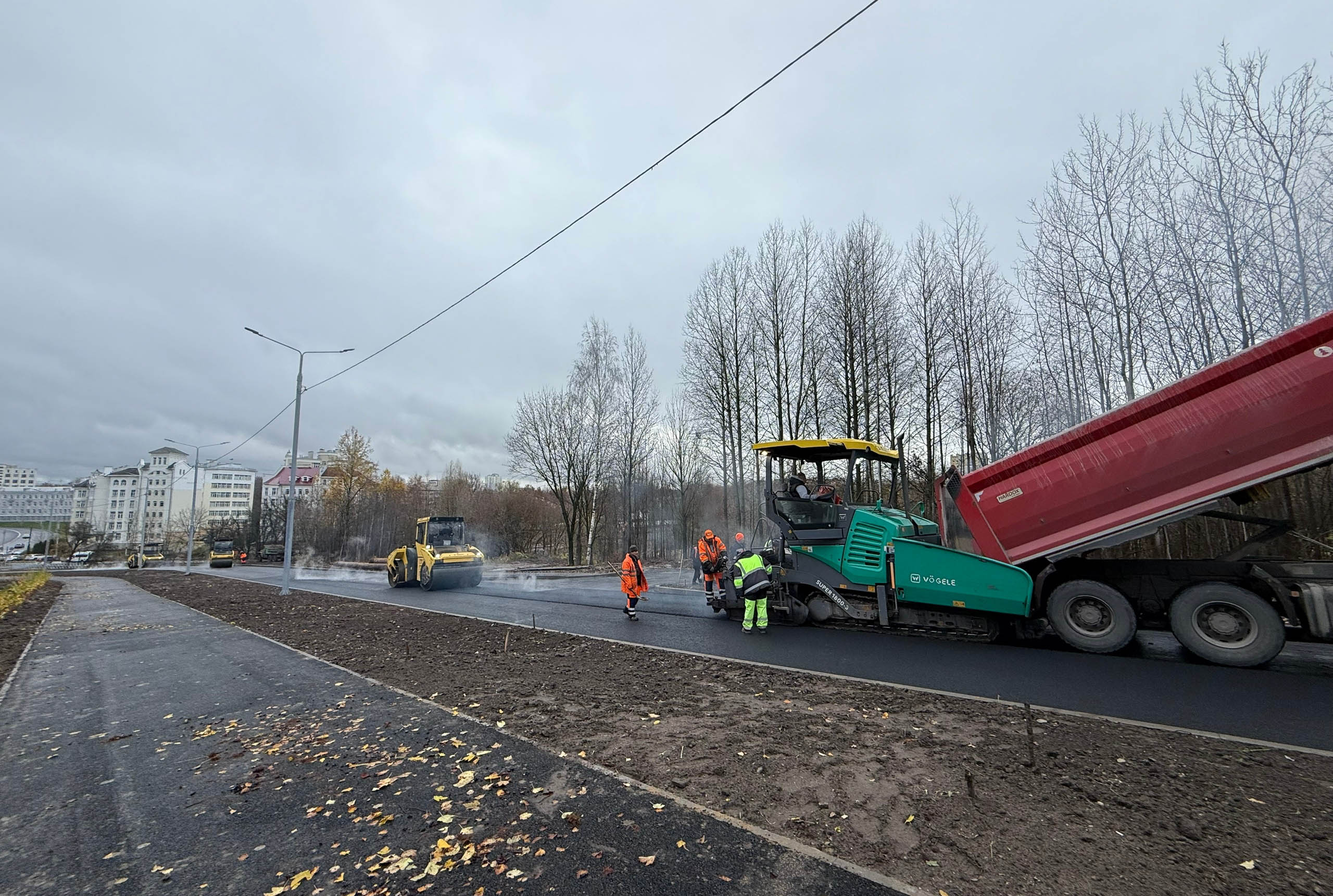 Во Владимире завершается первый этап реконструкции аэропорта Семязино. Если всё пройдет успешно, то уже через пару лет город сможет принимать дальнемагистральные воздушные судна: боинги и суперджеты. Также в областном центре предлагают десятикратно увеличить штраф за безбилетный проезд в общественном транспорте. Разбираемся, что из этого следует!