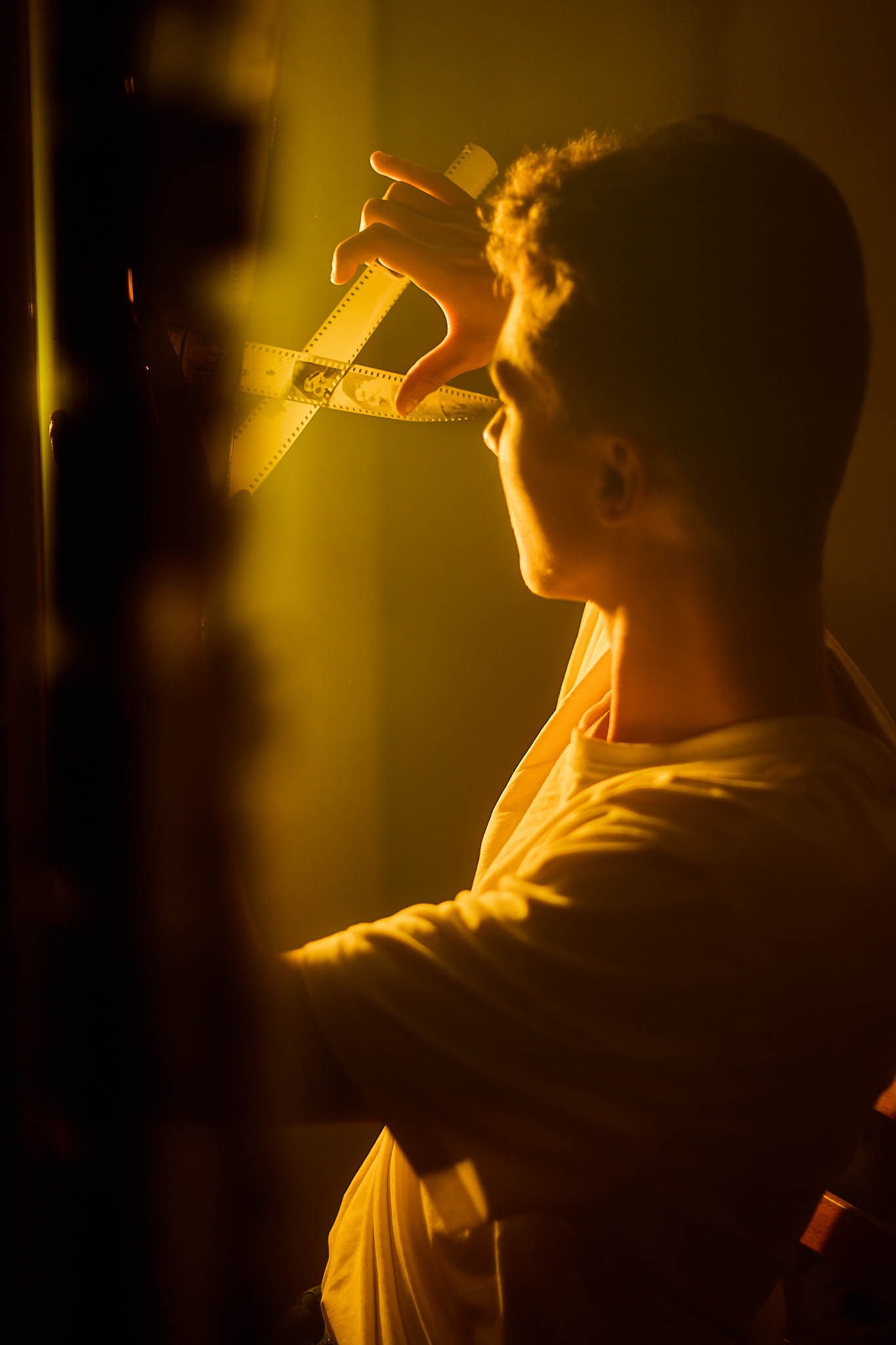 При помощи фотосессий женщины раскрываются, преображаются. А что же мужчины? На счету Али Валевской немало концептуальных съемок, участие в которых принимали готовые на эксперименты джентльмены. Тонкостями работы с ними она поделилась с «Ключ-Медиа».