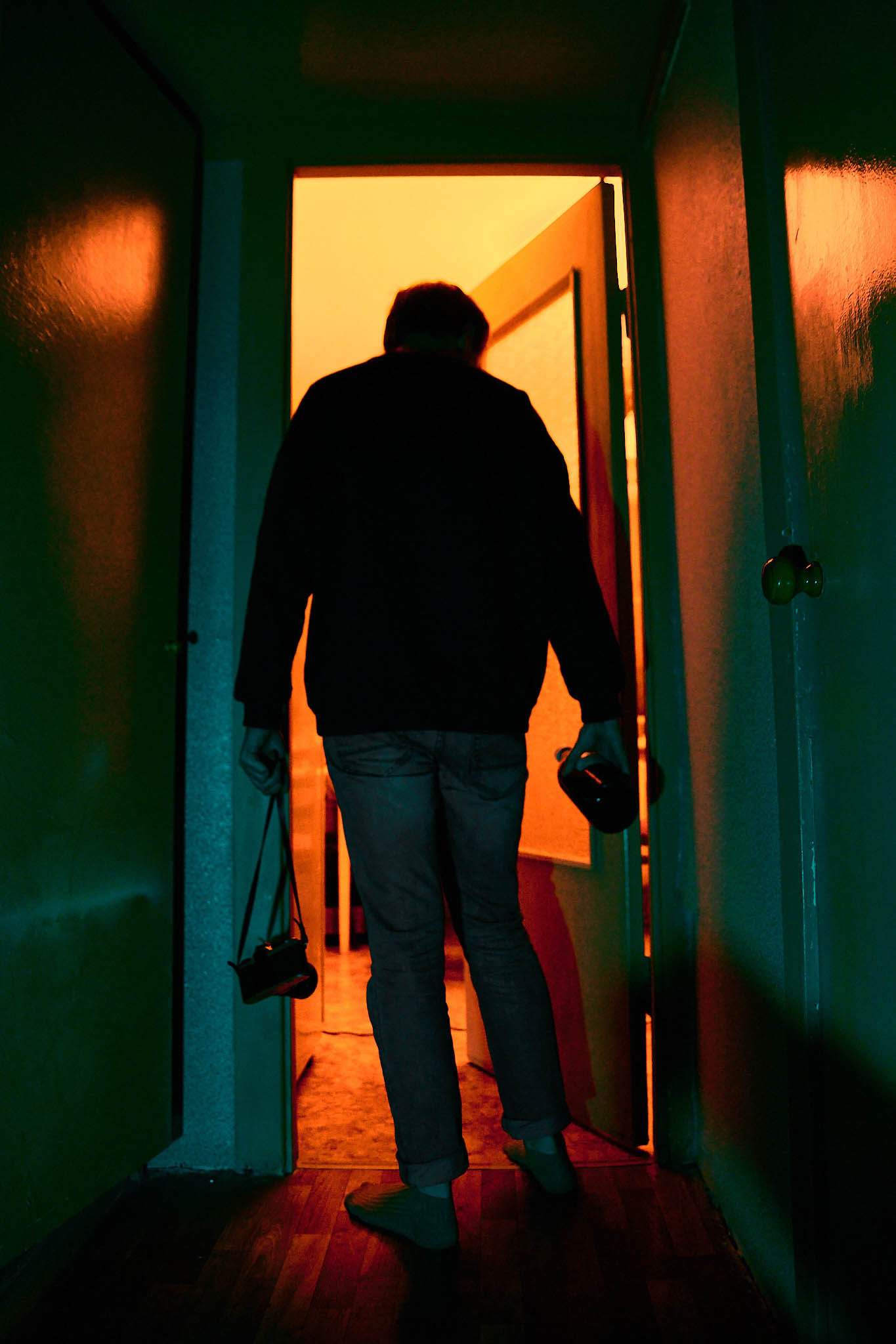 При помощи фотосессий женщины раскрываются, преображаются. А что же мужчины? На счету Али Валевской немало концептуальных съемок, участие в которых принимали готовые на эксперименты джентльмены. Тонкостями работы с ними она поделилась с «Ключ-Медиа».