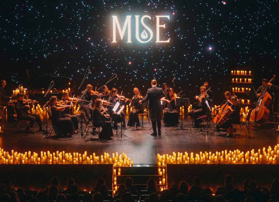 В ноябре Владимир станет настоящей музыкальной столицей! Эдуард Хуснутдинов представит свои легендарные хиты в теплой, почти домашней атмосфере. Алексей Петрухин и группа «Губерния» исполнят любимые песни и новые композиции, сочетая драйв рок-н-ролла и душевность шансона. А Distemper докажут, почему они эталон ска-панка в России. Выбираем, чем раскрасить ноябрь!