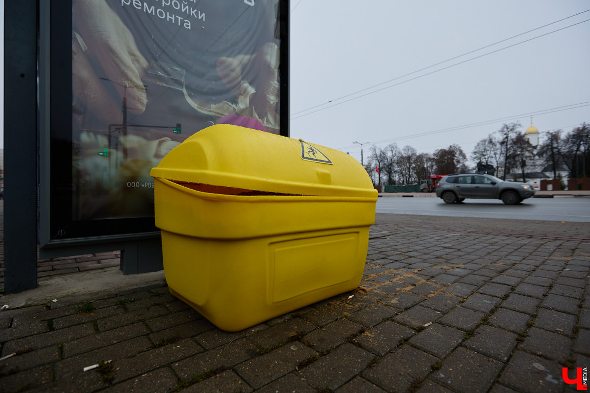 Во Владимире планируют расширить до четырех полос улицу Красную в частном секторе, а в Суздале — увековечить память исторических личностей прямо на разворотном кольце. Рассказываем обо всех последних событиях в дорожном обзоре.