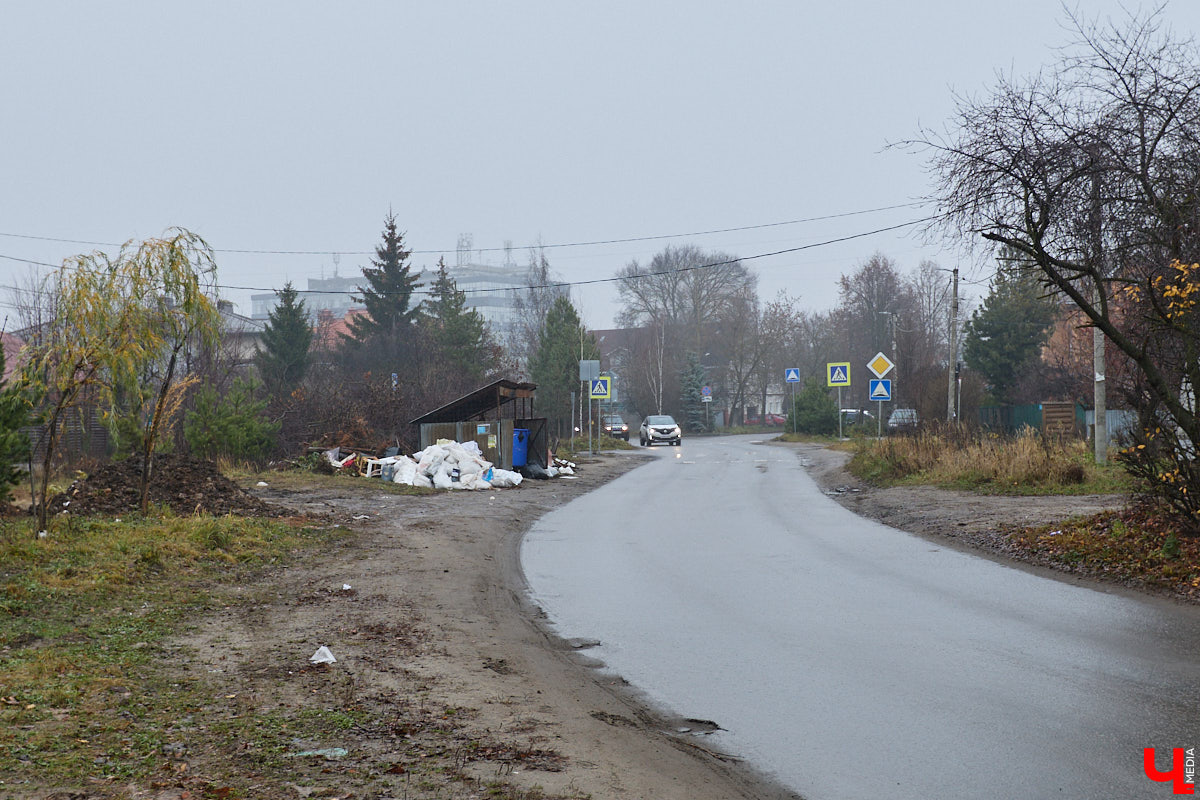 Во Владимире планируют расширить до четырех полос улицу Красную в частном секторе, а в Суздале — увековечить память исторических личностей прямо на разворотном кольце. Рассказываем обо всех последних событиях в дорожном обзоре.