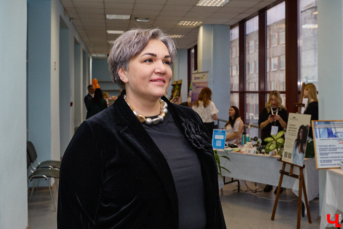 Поговорить о роли дам в предпринимательстве собрались эксперты и врачи на региональной конференции «Женский код успеха: гармония бизнеса и здоровья». На форуме можно было не только познакомиться со специалистами из разных сфер, но и получить советы по важным вопросам, которые касаются представительниц прекрасного пола. Мероприятие посетил и «Ключ-Медиа».