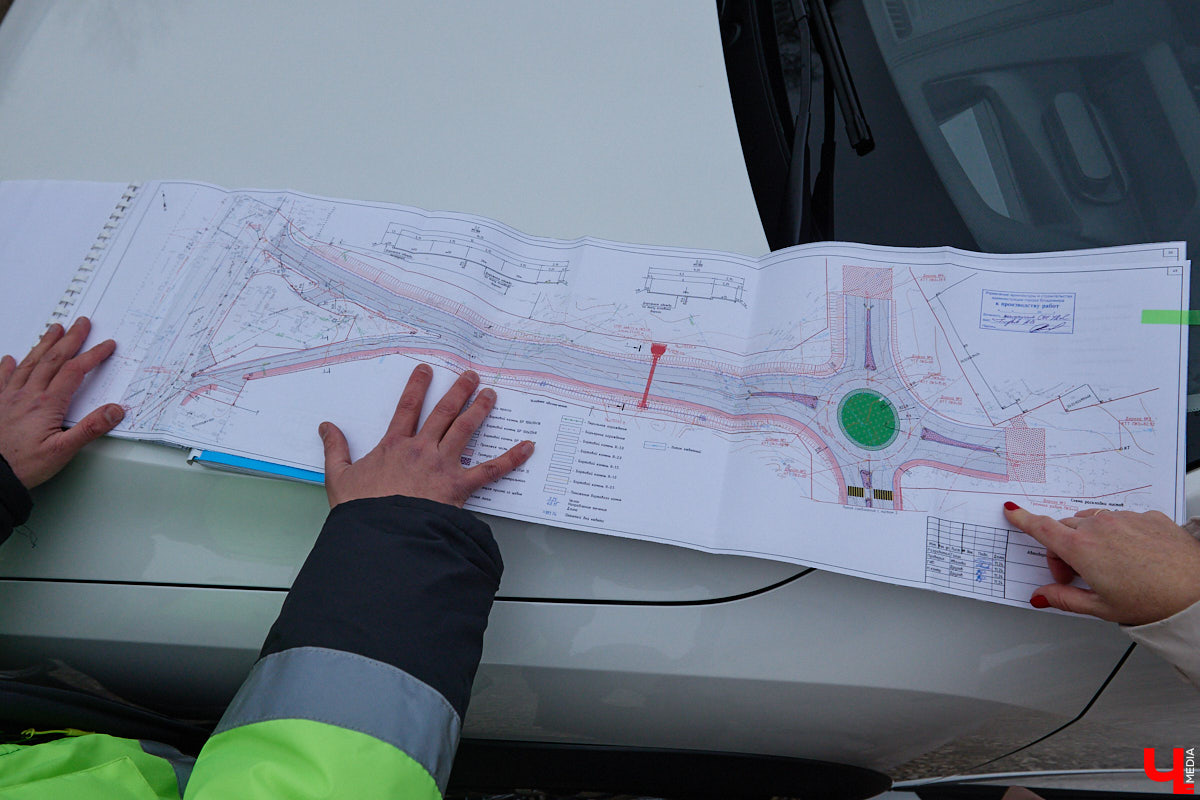 Во Владимире началось строительство новой дорожной артерии, которая соединит улицы Гастелло и Куйбышева. Стоимость участка длиной 600 метров оценена в 266 миллионов рублей. Завершить работы планируют к сентябрю 2026 года, ну а пока «Ключ-Медиа» оценил будущую развязку на старте ее сооружения.