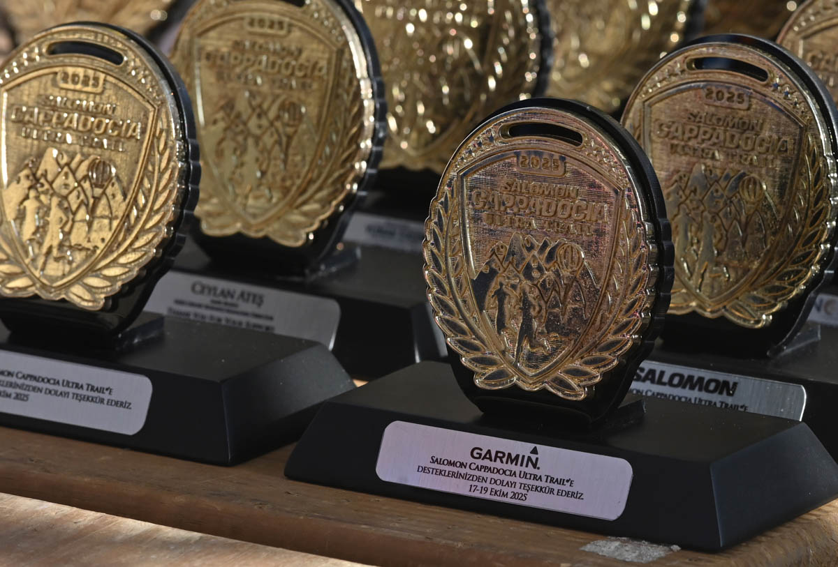 В спорте Алексей Забегалов любит ставить себе серьезные цели: переплыть Босфор или преодолеть дистанцию Ironman. 18 октября ковровчанин достиг новой высоты в прямом и переносном смысле: за сутки он пробежал 120 километров по горам Каппадокии в Турции.