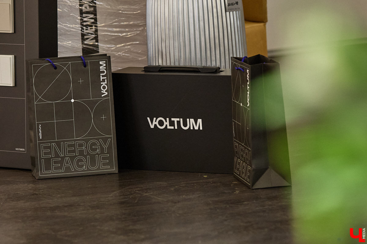 Свет и тепло — две базовые составляющие комфортного жилища. Поэтому на них и делают акцент при дизайне любого интерьера. Как выбрать качественные, стильные и функциональные решения, подскажет салон Put in Light. На днях там прошла яркая презентация новинок бренда Voltum от немецкой компании Maytoni.