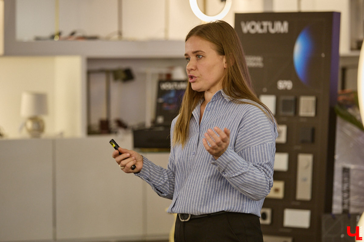 Свет и тепло — две базовые составляющие комфортного жилища. Поэтому на них и делают акцент при дизайне любого интерьера. Как выбрать качественные, стильные и функциональные решения, подскажет салон Put in Light. На днях там прошла яркая презентация новинок бренда Voltum от немецкой компании Maytoni.