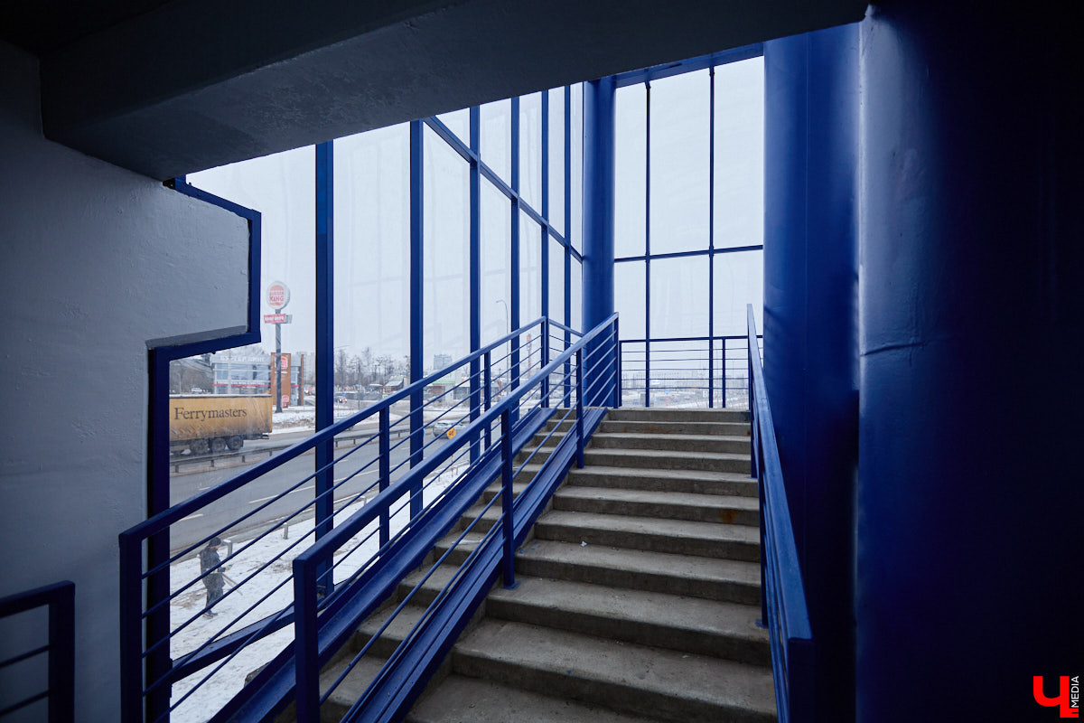 Несмотря на зиму, в регионе продолжают строить дороги. На этот раз работы стартовали на 4-километровом отрезке между деревней Загорье и селом Мосино. Уже в следующем году трасса соединит микрорайон Юрьевец с Юрьев-Польским шоссе. Как проходит возведение новой перемычки — узнали из первых уст. А заодно поинтересовались и другими новостями транспортной сферы. Любопытно? Тогда поехали!