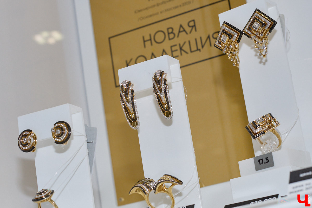 Если снег зимой иногда не искрится, то бриллианты сверкают всегда. Ювелирный салон «Мальва» в канун самого волшебного праздника исполнил заветное желание истинных ценителей высокого искусства. Там прошел уютный вечер для постоянных гостей с закрытым показом бриллиантовых коллекций Per Sempre.