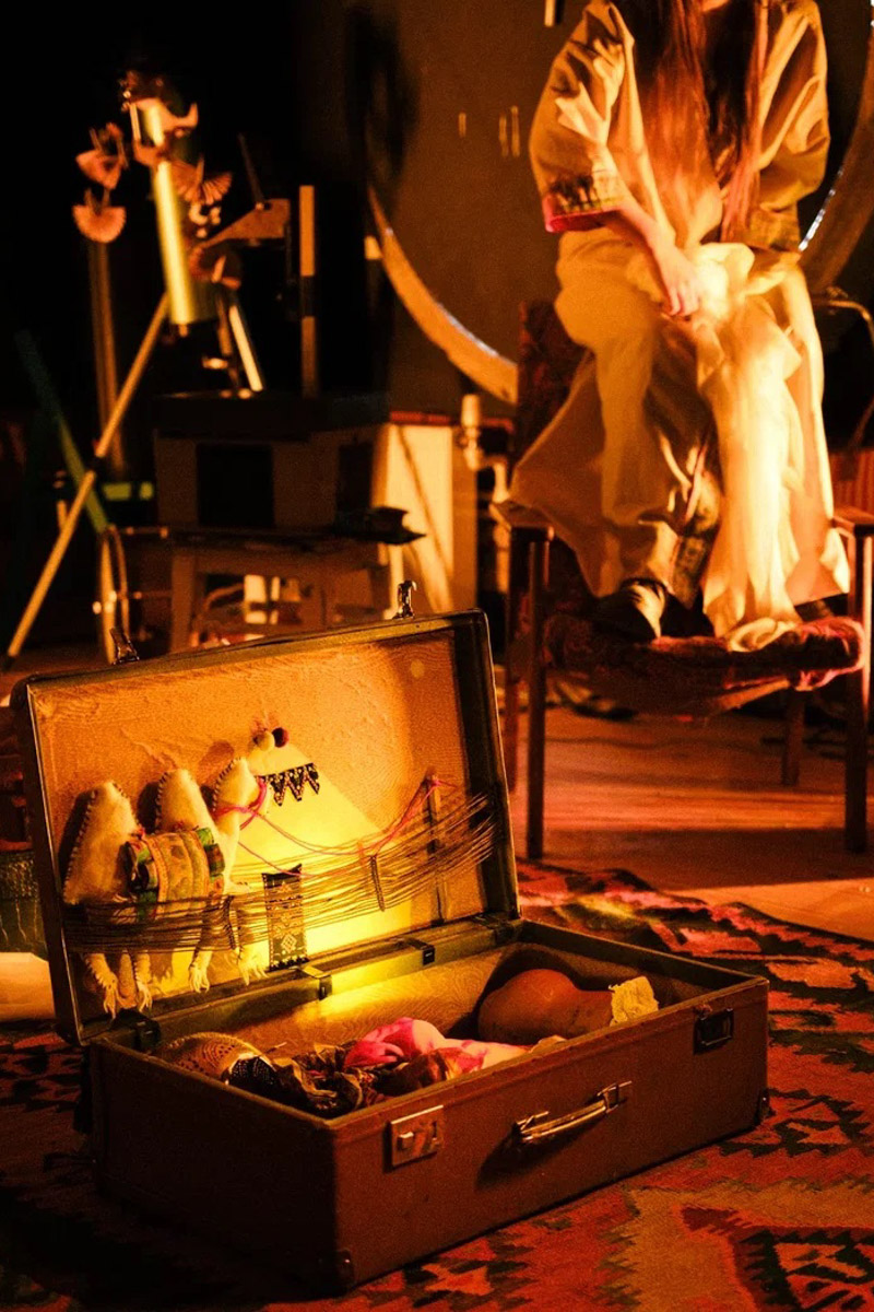 ворческих ребят, создающих искусство посреди поля, заметили и оценили. Сельский театр драмы и комедии в Фомихе удостоен Вахтанговской премии. Дмитрий Максименков представил кейс развития проекта, впечатливший оргкомитет.