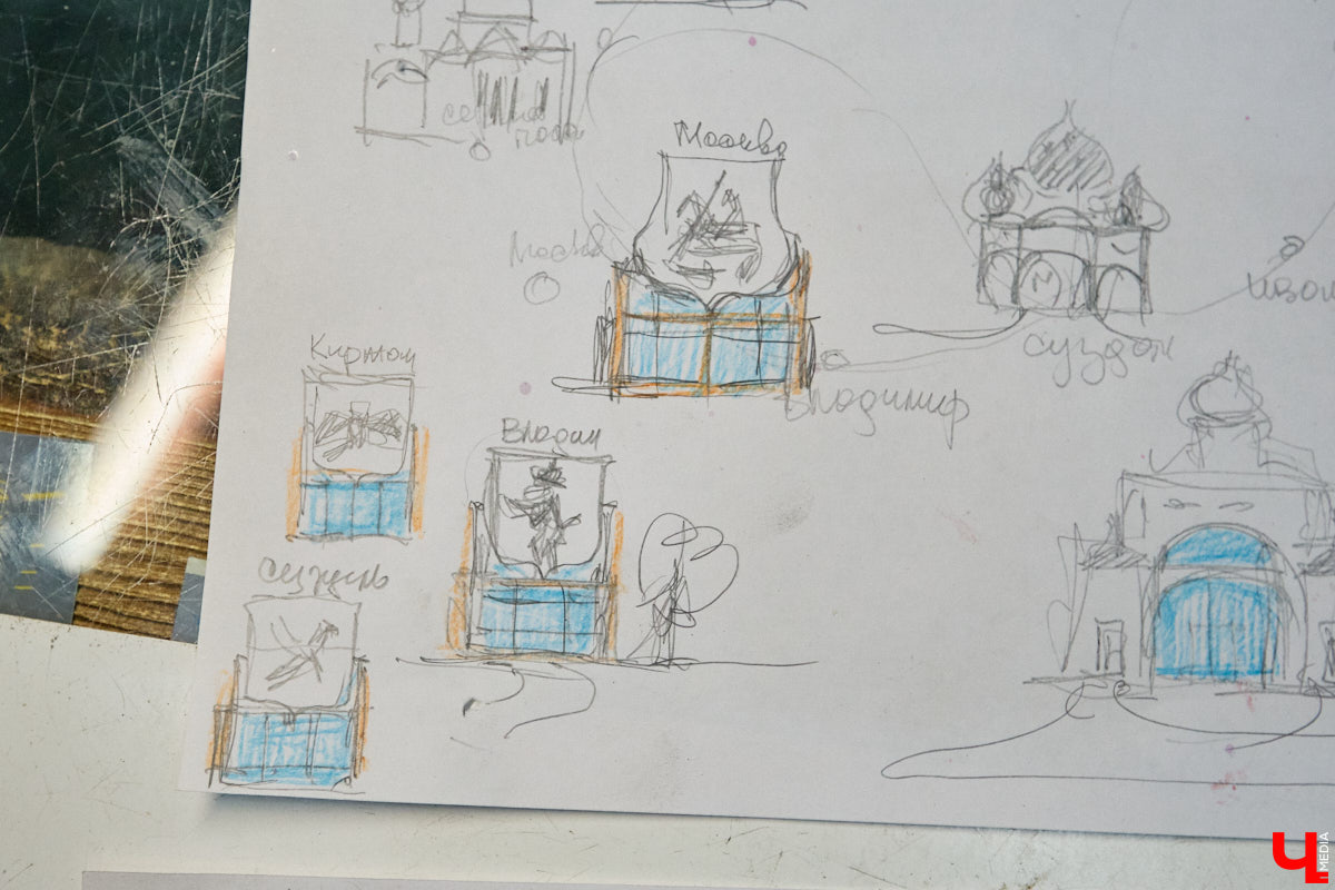 На реке Каменке в городе-музее может появиться разводной мост из экологичного материала. Неделю назад местные мастера продемонстрировали модель потенциального перехода в масштабе 1:2. «Ключ-Медиа» побывал в гостях у деревообработчиков из Суздальского района и оценил уникальную конструкцию.