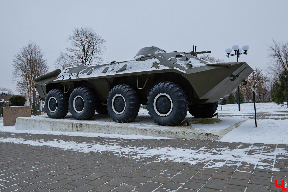 Во Владимире нет музея, объединяющего различные образцы техники. Зато такая коллекция есть под открытым небом прямо в черте города. Единственное, находятся экземпляры в отдаленных друг от друга локациях, но «Ключ-Медиа» собрал их воедино. Здорово, что увидеть механизмы своими глазами может каждый, и притом совершенно бесплатно!