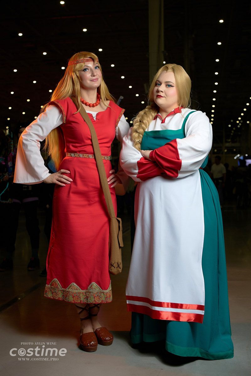 Как тесен мир! Ковровская Аленушка из «Трех богатырей» и Зои из KPop Demon Hunters встретились на территории «Тимирязев Центра» в Москве. Локация на три дня стала площадкой для одного из самых известных фестивалей — «Comic Con Игромир»! Главное событие для всех фандомов России провели впервые с 2019 года. И, конечно, наши косплееры не упустили шанс показать себя!