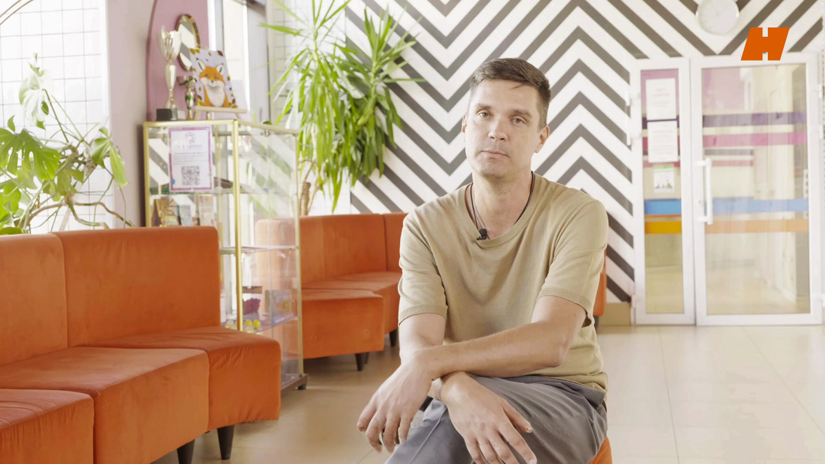 Можно ли построить счастливую и успешную жизнь, не уезжая из Владимира? Герои нового спецпроекта «Расскажи свою историю», запущенного «Кварталом Новаторов», уверены: наш город — это не просто точка на карте, а пространство для творчества, роста и больших амбиций.