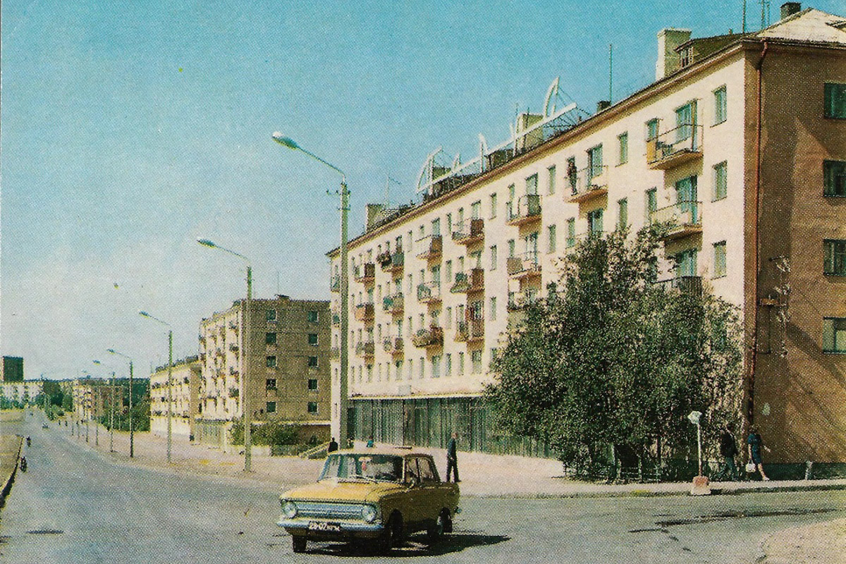 На стихи владимирского поэта Алексея Шлыгина написаны десятки песен и романсов, среди которых «Отпусти меня в край васильковый» в исполнении Иосифа Кобзона. Более 20 лет он сотрудничал с местным композитором Сергеем Зубковским. Результатом совместного творчества стал вокальный цикл для детей «Зоопарк в тетрадке», выпущенный отдельным сборником в 2005 году. Слушая эти веселые, легкие песенки, трудно представить, что их написал человек с непростой судьбой.