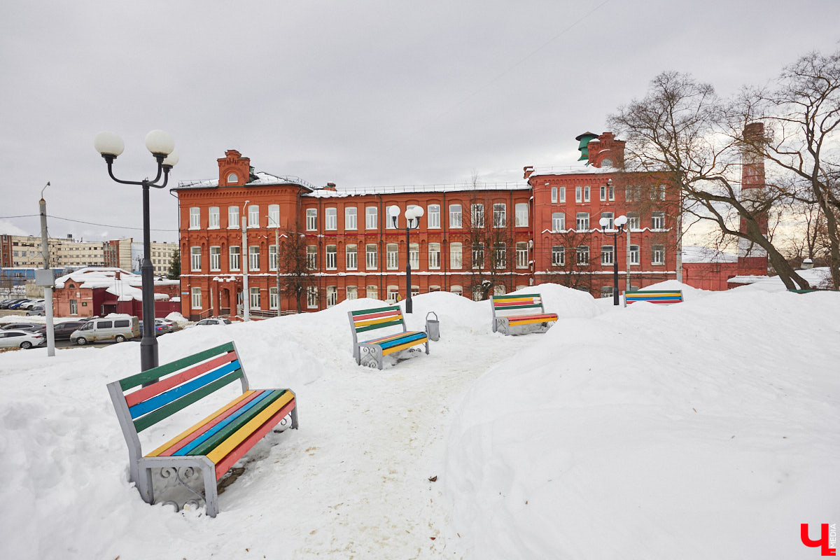 Чего только не придумывают наши студенты! Пока жители города грустно смотрят на старое здание «Владалко», проезжая мимо, ребята решили переосмыслить его концепцию. «Ключ-Медиа» узнал подробнее о данной идее, к слову, победившей в конкурсе от молодежного форума «Наследие».