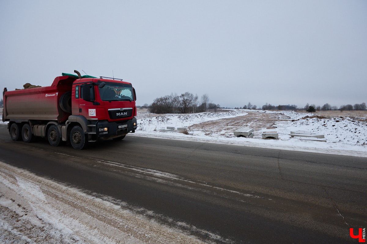 В минувшем году во Владимире было претворено в жизнь, полностью или только частично, немало идей, на которые явно не поскупились. Еще бы: стоит их воплощение от ста миллионов рублей и выше. «Ключ-Медиа» составил подборку самых дорогих проектов уходящего года.