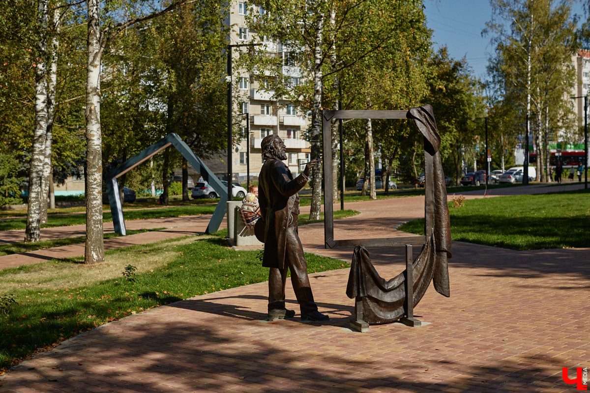 В минувшем году во Владимире было претворено в жизнь, полностью или только частично, немало идей, на которые явно не поскупились. Еще бы: стоит их воплощение от ста миллионов рублей и выше. «Ключ-Медиа» составил подборку самых дорогих проектов уходящего года.
