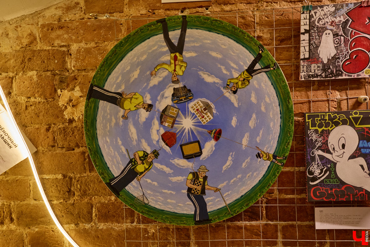 Неудачи не публичны. Но что будет, если выставить их на всеобщее обозрение? Владимирская команда предложила художникам выбрать провальные, по их мнению, работы из собственного арсенала, а потом собрала из них экспозицию. Что в итоге получилось, «Ключ-Медиа» узнал на вчерашнем открытии провокационного проекта.