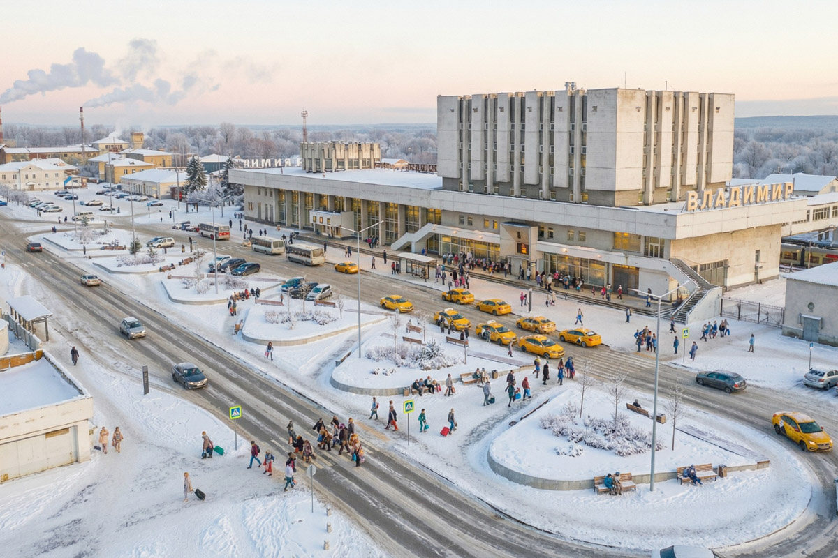Как пел Юрий Антонов, «мечта сбывается и не сбывается». В случае большинства многообещающих городских проектов она исполниться не успела, но нейродизайнер Анастасия Якимова при помощи ИИ визуализировала для «Ключ-Медиа» идеальный Владимир. Мы представили, каким бы он мог встретить 2026 год, реализуй город все долгосрочные инициативы.