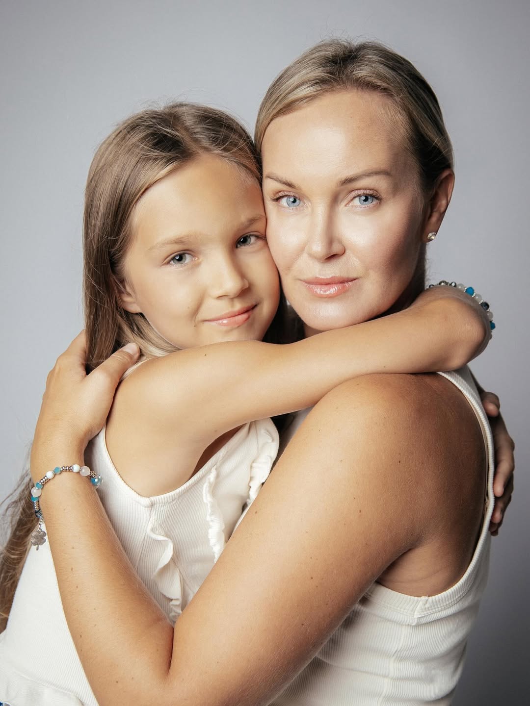 На протяжении минувших 12 месяцев 2025-го владимирские блогеры и фотографы создавали свой контент, вдохновляясь трендами Pinterest. Об этом инфлюенсеры 33-го региона поведали «Ключ-Медиа» в нашей подборке воплощенных модных тенденций по версии социальной сети для эстетов.