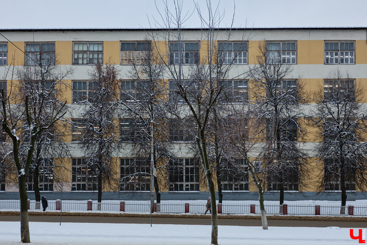 Лагерь немецких военнопленных, Собачий поселок, народные «сталинки», ВДНХ, парк им. 850-летия, Экспоцентр, школа № 8 — что между ними общего? Так или иначе все эти разнородные объекты связаны с одним из самых молодых советских заводов во Владимире — нынешним «Электроприбором».