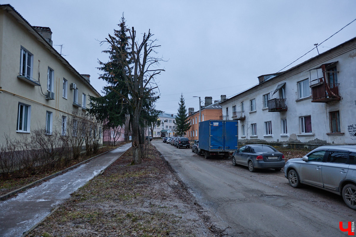 Лагерь немецких военнопленных, Собачий поселок, народные «сталинки», ВДНХ, парк им. 850-летия, Экспоцентр, школа № 8 — что между ними общего? Так или иначе все эти разнородные объекты связаны с одним из самых молодых советских заводов во Владимире — нынешним «Электроприбором».