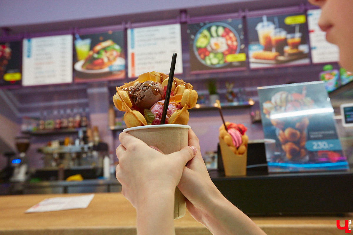 Пока за окном лежат сугробы, самое время подумать... Нет, не о весне, а о детских выпускных в конце мая! Как устроить для ребят праздник, который понравится и запомнится каждому? Какую еду заказать? И где взять украшения? Ответы на все эти вопросы знают в Активити-Парке «Полярис».