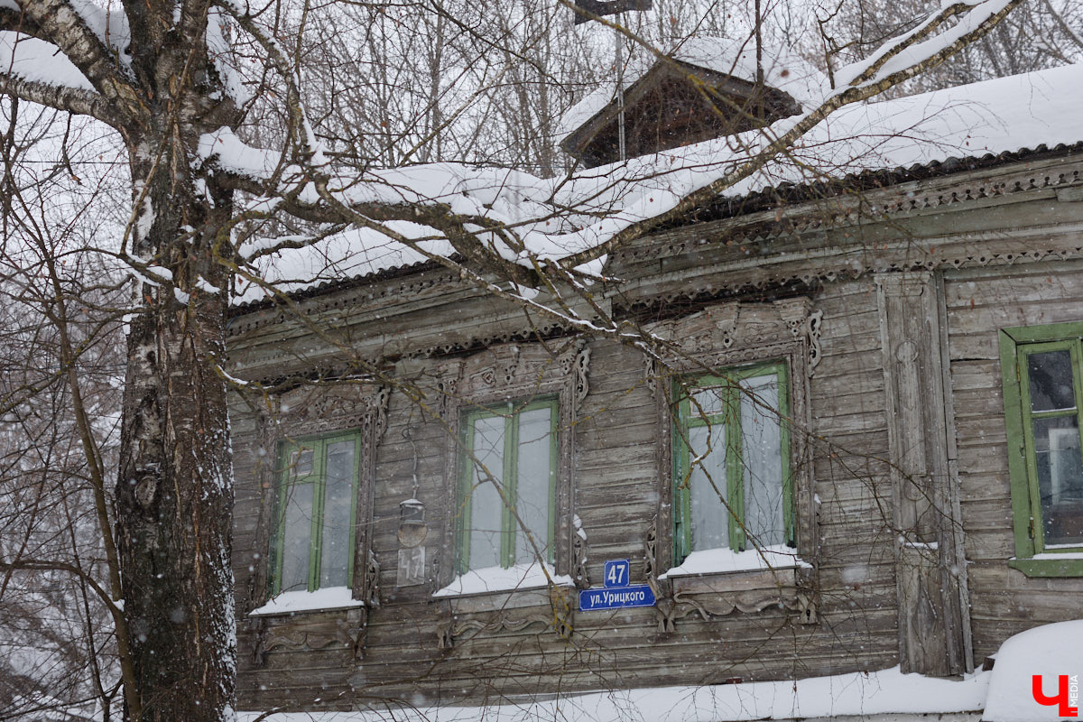 Во Владимире анонсировали создание туристического маршрута от вокзала до филармонии. Пока инициатива звучит многообещающе. Главное, чтобы к мнению жителей прислушались. У них точно найдется что сказать, как убедился «Ключ-Медиа».