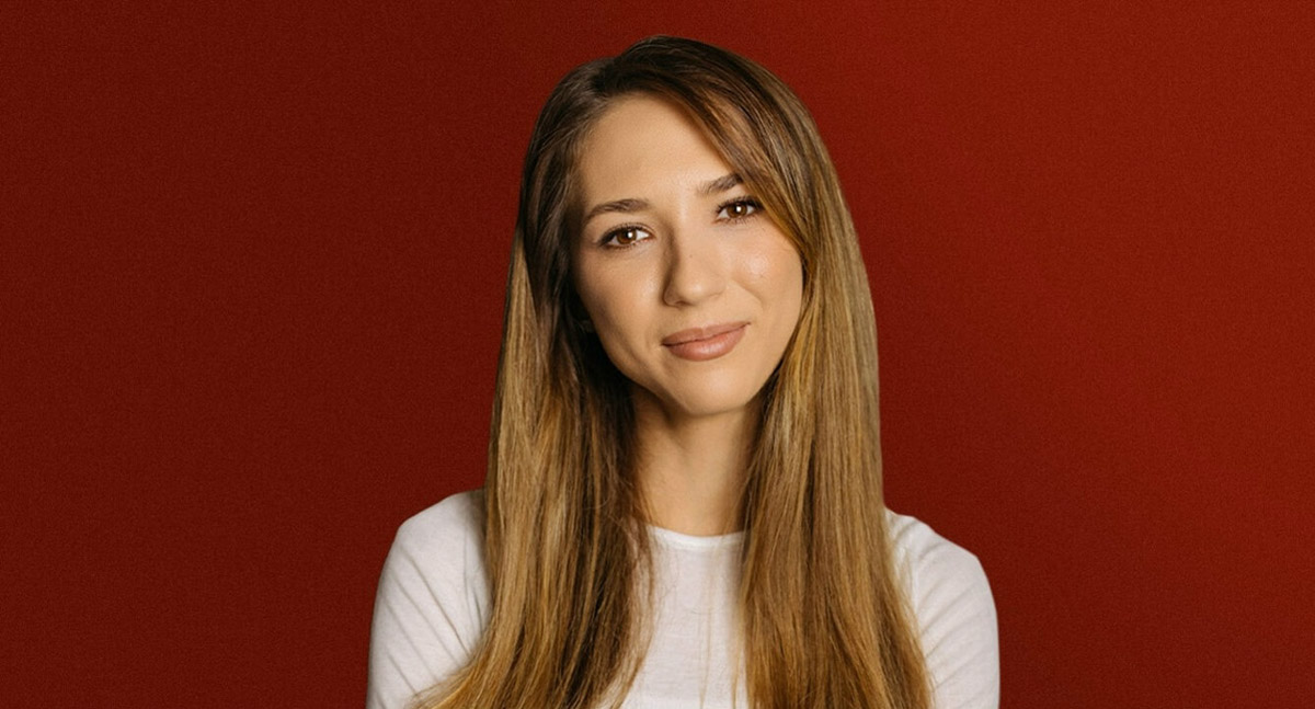 Владимир ждет неделя больших имен! Открывает серию событий Сергей Лазарев: артист представит масштабную программу. Эстафету подхватит звезда «Женского стендапа» Надя Джабраилова. А под занавес недели поностальгируем с группой «Танцы Минус», чьи песни за двадцать лет не растеряли своей актуальности. Выбирайте свой формат и не скучайте дома!