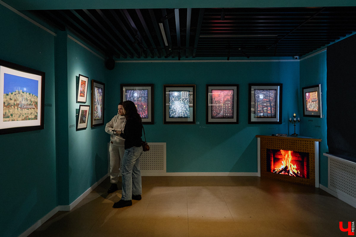 К 135-летию Михаила Булгакова в культурном пространстве «Галерея 4-6» открылась выставка, посвященная самому яркому произведению писателя. «Ключ-Медиа» прошел по выстроенным художниками смысловым лабиринтам и взглянул на роман «Мастер и Маргарита» другими глазами.