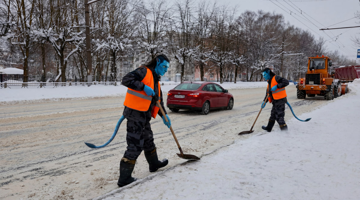 Рилсмейкер и нейрокреатор Елена Журавлева продолжает создавать фэнтези-вселенные вокруг родного 33-го региона. На этот раз в матрицу популярных миров загрузили областную столицу — на ее улицах усилиями нашей героини поселились герои нашумевших сериалов Fallout и «Очень странные дела», а также кинохита «Аватар».