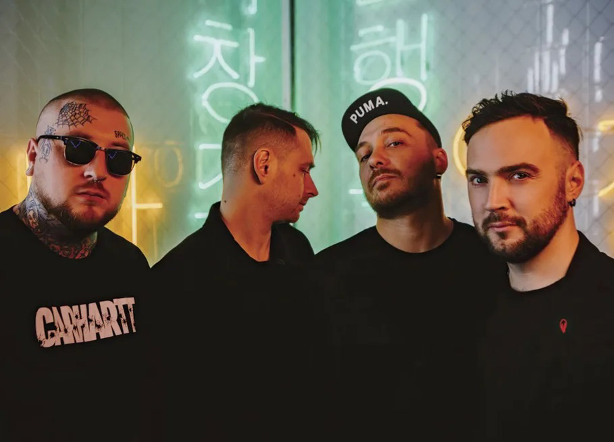 На этой неделе группа «Чиж & Co» разогреет публику проверенной временем энергией, дуэт Михаила Башакова и Бориса Плотникова подарит неожиданные музыкальные диалоги, а свежую волну привнесут музыканты инди-поп-квартета «Марсу нужны любовники» и камерный голос «современного менестреля» по прозвищу Лампабикт. Завершит неделю неподвластная времени лирика Игоря Николаева — подпевайте и наслаждайтесь!