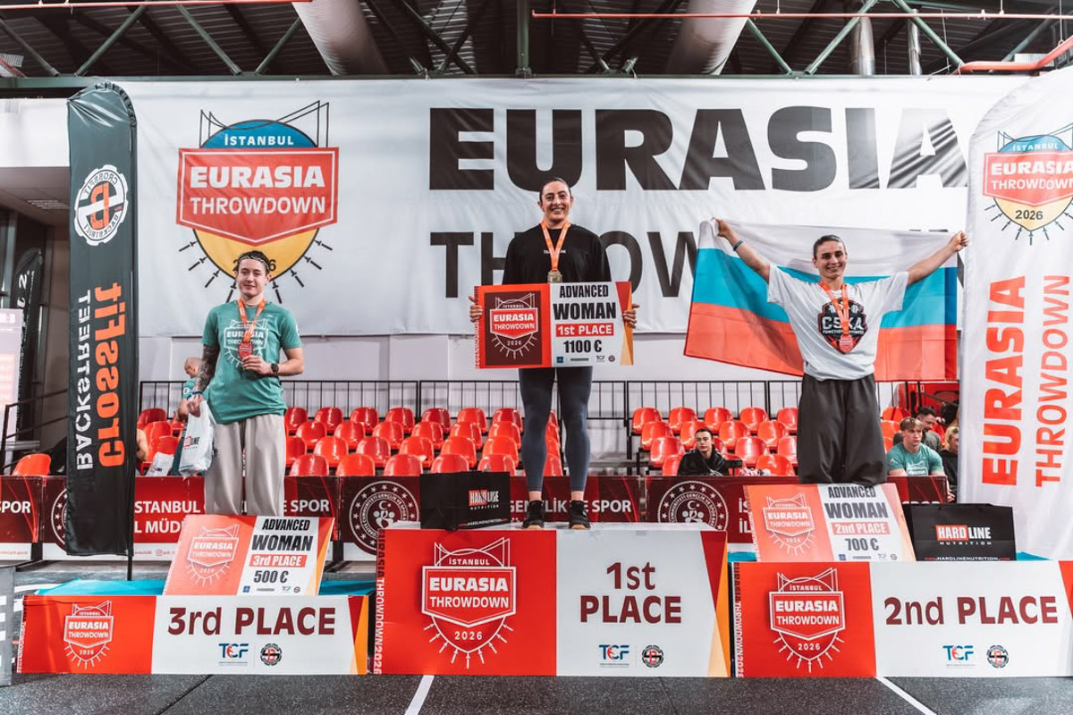 Бег, канат, бёрпи, поднятие тяжестей: соревнования по кроссфиту, бесспорно, одни из самых зрелищных. 7 и 8 февраля в Стамбуле прошел международный турнир Eurasia Throwdown, где среди десятков чемпионов силу и выносливость продемонстрировали три владимирские атлетки.