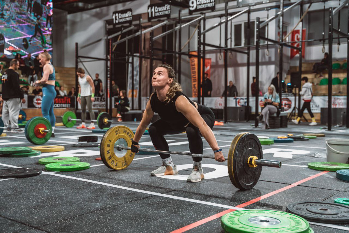 Бег, канат, бёрпи, поднятие тяжестей: соревнования по кроссфиту, бесспорно, одни из самых зрелищных. 7 и 8 февраля в Стамбуле прошел международный турнир Eurasia Throwdown, где среди десятков чемпионов силу и выносливость продемонстрировали три владимирские атлетки.