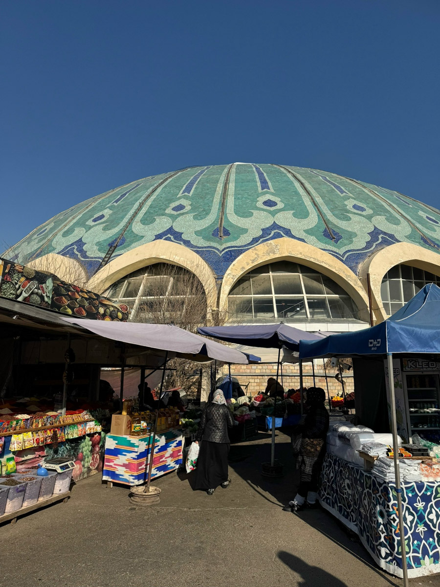 Три дня новогодних каникул Анастасия Никольская и ее молодой человек провели в Узбекистане. Пара летела за новыми впечатлениями, но одной из главных целей путешествия был концерт любимого артиста — Тилля Линдеманна. «Ключ-Медиа» узнал, как ребята провели уикенд в колоритном Ташкенте.