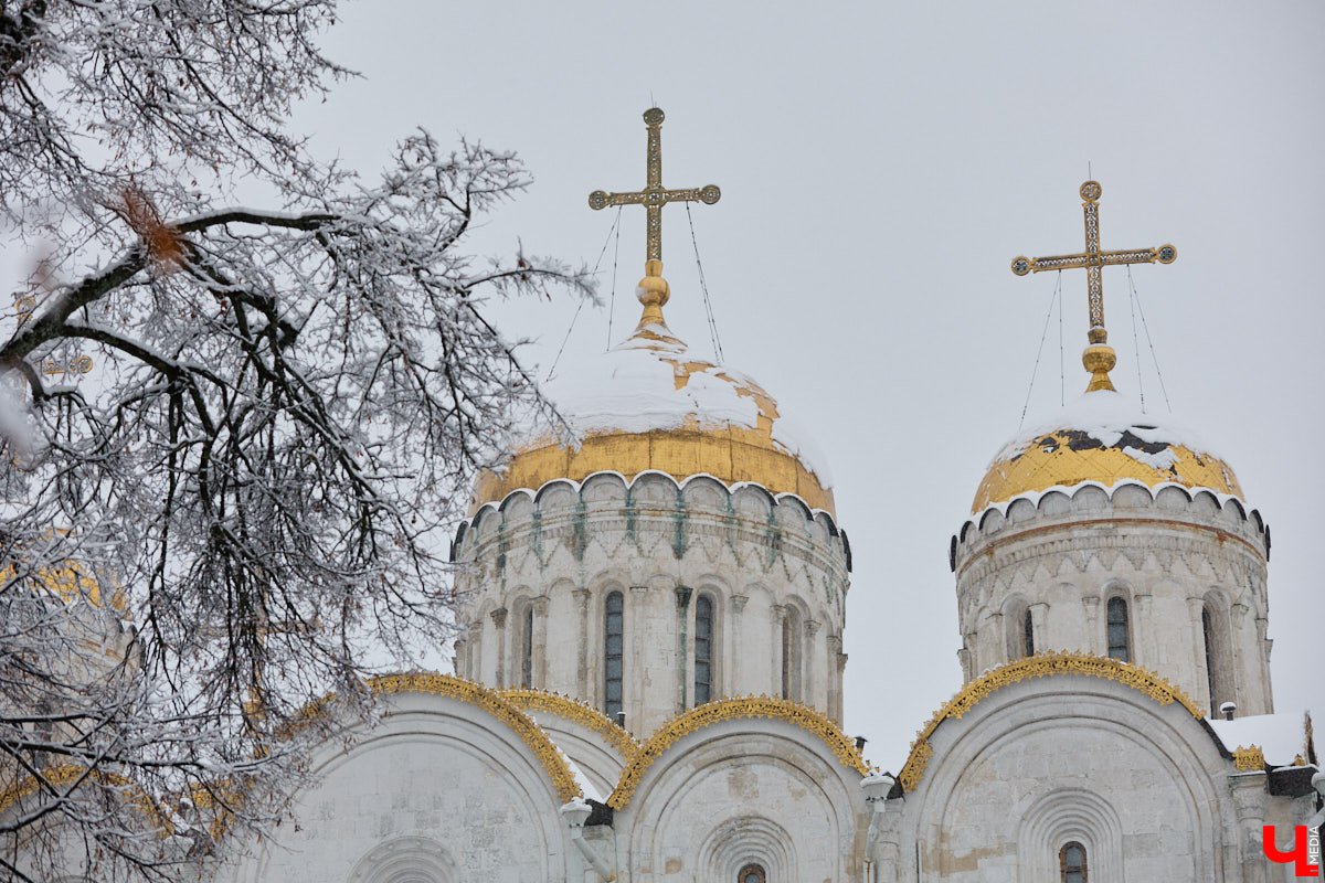 Столица нашей области, конечно, не Железный человек, но вопрос, кто она без Золотого кольца, всё же прозвучал. Им задались авторы медиа о наследии регионов «В лесах». Ведущие подкаста «Сохранить как» обсудили с гостями, как местные творцы и предприниматели создают новый образ города, отличный от описаний в путеводителях.