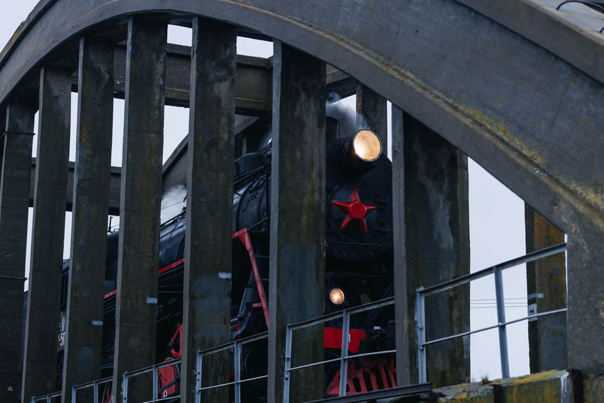 Во Владимире планируют запустить укороченные маршруты из Энергетика до площади Победы с бесплатной пересадкой. Такой вариант позволит жителям отдаленных микрорайонов быстрее добираться до центра города. А там свои перемены: в силу вступила новая схема движения. Эти и другие новости в нашем дорожном обзоре.