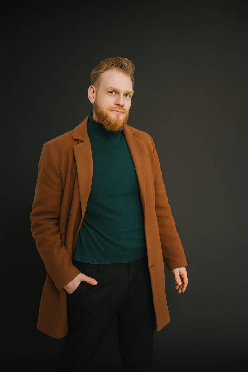 Как представители сильного пола бьются над тайной, о чем думают женщины, так и дамы не сошлись во мнении, какой он — настоящий мужчина. В попытке разобраться в этом вопросе «Ключ-Медиа» собрал воедино харизматичных джентльменов Владимира, а потом спросил героев и их половинок о качествах истинных мачо.