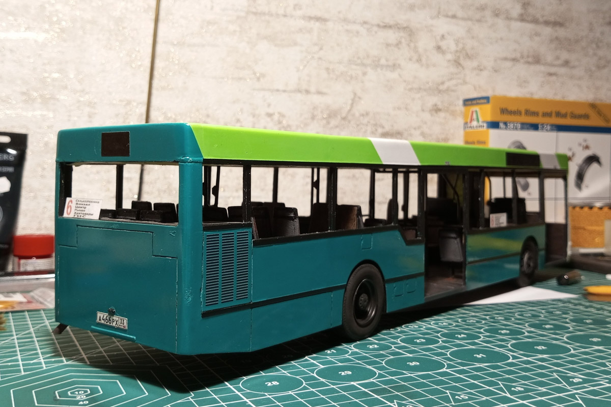 Житель Гусь-Хрустального создает реалистичные модели автобусов. На данный момент в его коллекции шесть машин, прототипы которых курсируют на самых разных маршрутах. Весь общественный транспорт выполнен в соотношении 1:24 и точно копирует существующие машины.