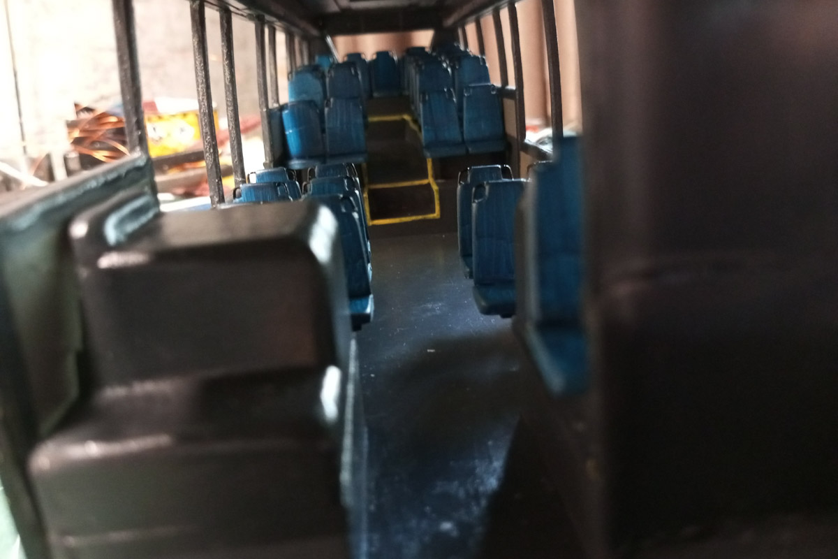 Житель Гусь-Хрустального создает реалистичные модели автобусов. На данный момент в его коллекции шесть машин, прототипы которых курсируют на самых разных маршрутах. Весь общественный транспорт выполнен в соотношении 1:24 и точно копирует существующие машины.